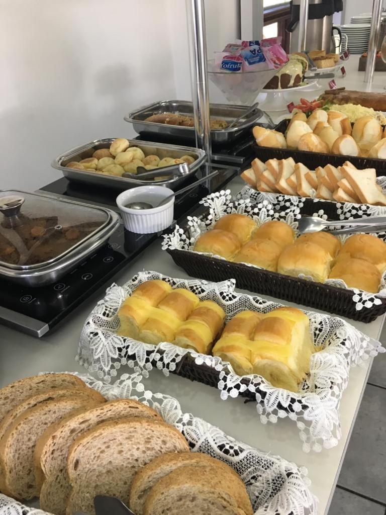 Hotel Caicara Bistro E Eventos Ltda イタペルナ エクステリア 写真